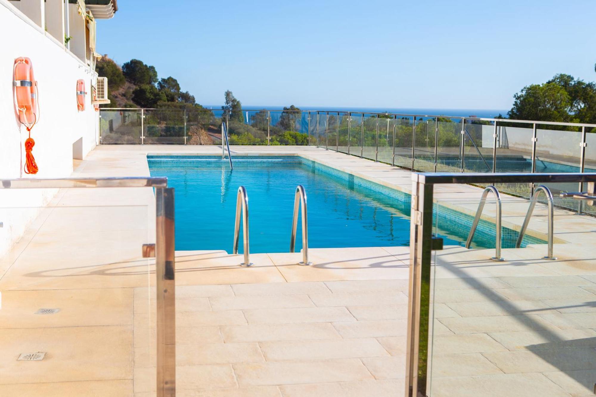 Benalhome - Tu Hogar Con Terraza Y Ducha Exterior Benalmádena Zewnętrze zdjęcie